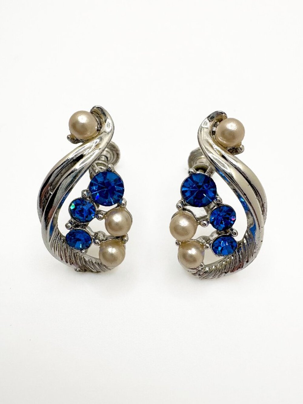 Signed "STAR" Vintage Blue Rhinestone Faux Pearl Screw Back Earrings